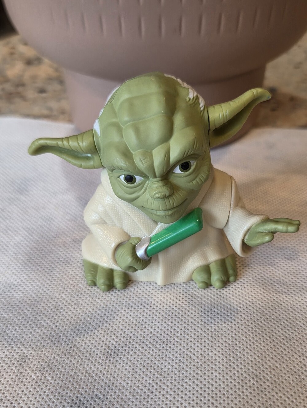 Yoda with Green Lightsaber Star Wars Toy 2005